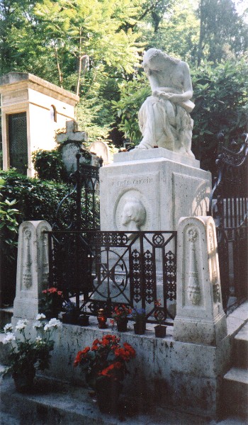 The grave of composer Frédéric Chopin